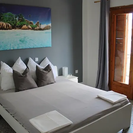 Apartament Nikos *